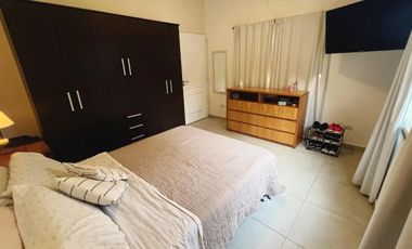 Casa en venta - 2 Dormitorios 1 Baño - Florencio Varela