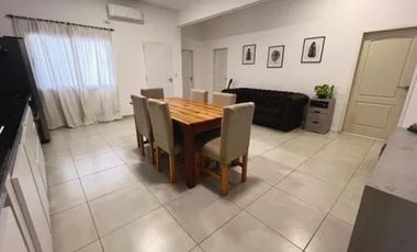 Casa en venta - 2 Dormitorios 1 Baño - Florencio Varela