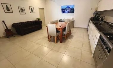 Casa en venta - 2 Dormitorios 1 Baño - Florencio Varela