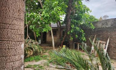 Casa en alquiler - 4 Dormitorios 2 Baños - Ituzaingó