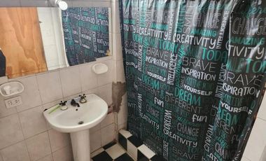 Casa en alquiler - 4 Dormitorios 2 Baños - Ituzaingó