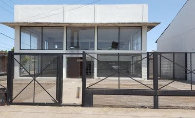 Local - Luis Guillon