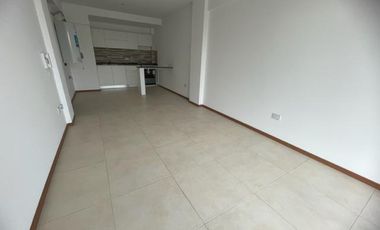 ALQUILER DE DEPARTAMENTO DE 2 AMBIENTES CON BALCON Y COCHERA EN RAMOS MEJIA