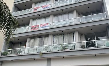 ALQUILER DE DEPARTAMENTO DE 2 AMBIENTES CON BALCON Y COCHERA EN RAMOS MEJIA