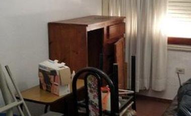 CASA PH 3 AMBIENTES EN PLANTA BAJA EN BELGRANO Y CHILE