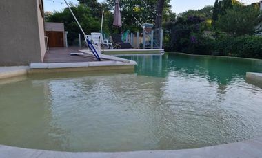 Casa en venta - 3 Dormitorios 5 Baños - Sierra de Los Padres