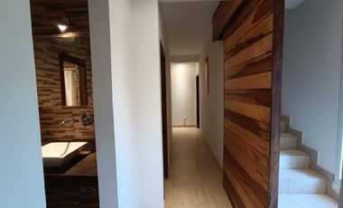 Casa en venta - 4 Dormitorios 4 Baños - Pinamar