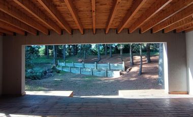 Casa en venta - 4 Dormitorios 4 Baños - Pinamar