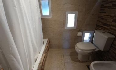 Casa en venta - 4 Dormitorios 4 Baños - Pinamar