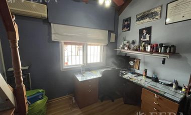 Venta casa 5 ambientes con piscina en Sarandí