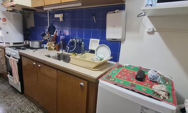 Departamento 2 Ambientes con Balcón, a metros de Estación Florida Belgrano - En Venta