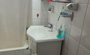 Departamento 2 Ambientes con Balcón, a metros de Estación Florida Belgrano - En Venta