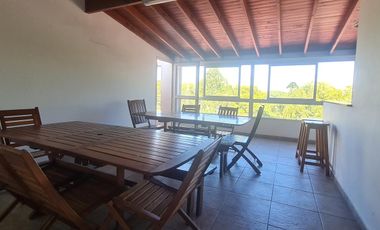 Exclusivo departamento 4 amb en Dúplex en Florida Mitre con Balcones, Cochera y Amenities- En Venta