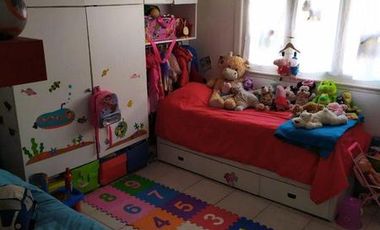 VIVIENDA DE 3 AMBIENTES CON LOCAL COMERCIAL EN CASTELLI Y SANTA FE