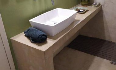 VIVIENDA DE 3 AMBIENTES CON LOCAL COMERCIAL EN CASTELLI Y SANTA FE