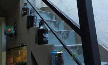 VIVIENDA DE 3 AMBIENTES CON LOCAL COMERCIAL EN CASTELLI Y SANTA FE