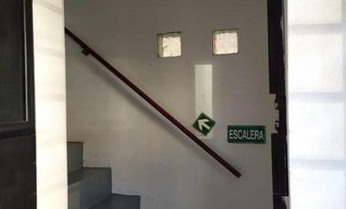 VIVIENDA DE 3 AMBIENTES CON LOCAL COMERCIAL EN CASTELLI Y SANTA FE