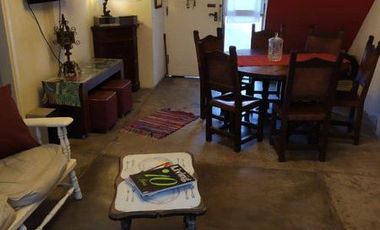 VIVIENDA DE 3 AMBIENTES CON LOCAL COMERCIAL EN CASTELLI Y SANTA FE