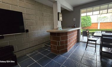 CASA AMUEBLADA EN RENTA  LOMAS DEL RIO.