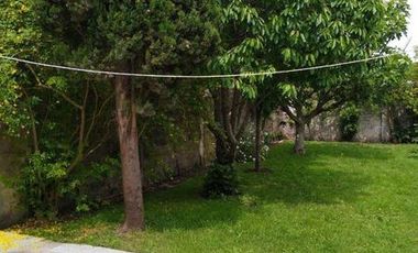 Casa 5 ambientes sobre lote de 10x43,30 en Bosque Alegre