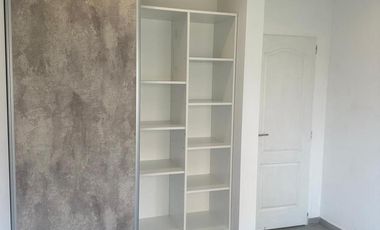 Casa en venta con renta - Barrio San Felipe, Canning