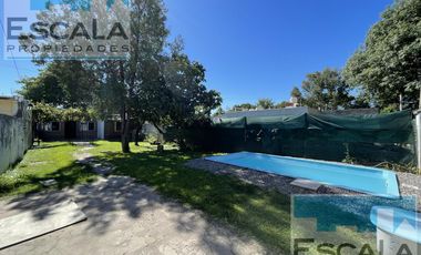 CASA DE DOS DORM CON JARDIN  Y PILETA EN VENTA GRANADERO BAIGORRIA
