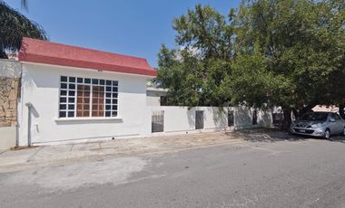 HERMOSA CASA EN VENTA, CONTRY, MONTERREY