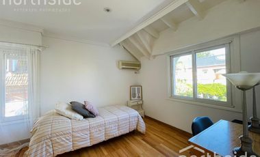 San Isidro Chico - CASA EN ALQUILER - Los Aromos 1200