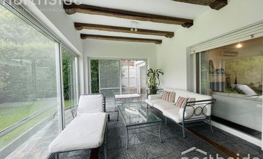 San Isidro Chico - CASA EN ALQUILER - Los Aromos 1200