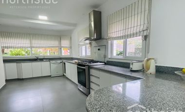 San Isidro Chico - CASA EN ALQUILER - Los Aromos 1200