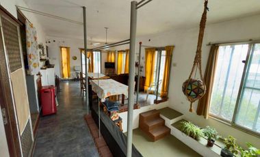 Casa en venta - 4 Dormitorios 2 Baños - Córdoba