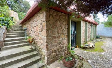 Casa en venta - 4 Dormitorios 2 Baños - Córdoba