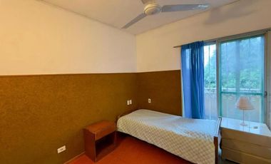 Casa en venta - 4 Dormitorios 2 Baños - Córdoba