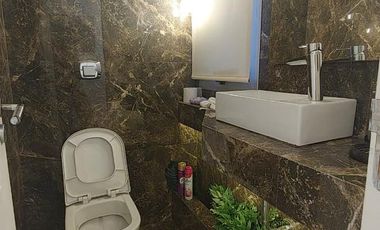 OFICINA COMERCIAL VENTA EN Camilo Cavour  3055 1°B C/ TRES COCHERAS  (LANUS OESTE)