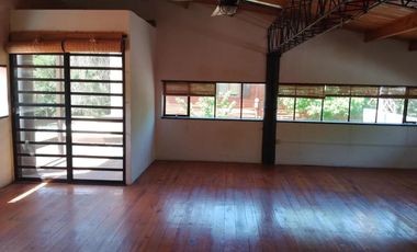 Casa en alquiler - 2 Dormitorios 2 Baños - City Bell