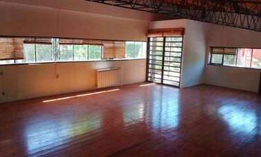 Casa en alquiler - 2 Dormitorios 2 Baños - City Bell