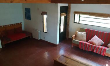 Casa en alquiler - 2 Dormitorios 2 Baños - City Bell