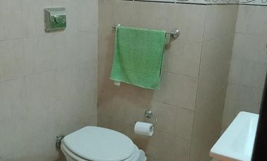 Casa en alquiler - 2 Dormitorios 2 Baños - City Bell