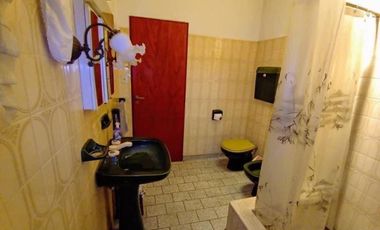 Casa en venta - 2 Dormitorios 1 Baño - La Plata