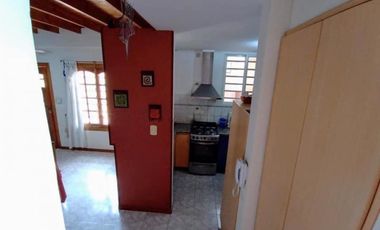 Casa en venta - 2 Dormitorios 1 Baño - La Plata
