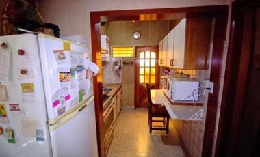 Casa en venta - 2 Dormitorios 1 Baño - La Plata