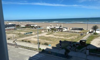 Departamento en alquiler temporario - 3 Dormitorios 2 Baños - Necochea