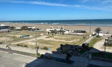 Departamento en alquiler temporario - 3 Dormitorios 2 Baños - Necochea