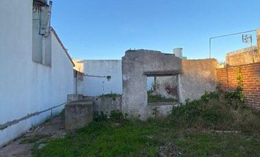 Casa de 3 ambientes sobre lote de 252m2