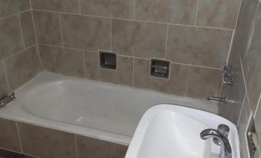 Casa en venta - 4 Dormitorios 1 Baño - Ministro Rivadavia