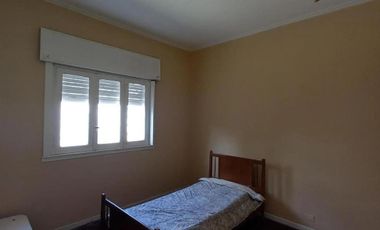 Casa en venta - 4 Dormitorios 1 Baño - Ministro Rivadavia