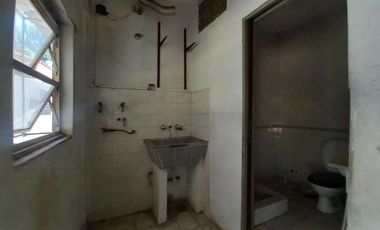 Casa en venta - 4 Dormitorios 1 Baño - Ministro Rivadavia