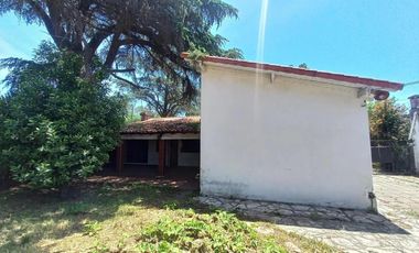 Casa en venta - 4 Dormitorios 1 Baño - Ministro Rivadavia