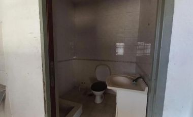 Casa en venta - 4 Dormitorios 1 Baño - Ministro Rivadavia