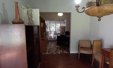 Casa en venta - 4 Dormitorios 1 Baño - Ministro Rivadavia